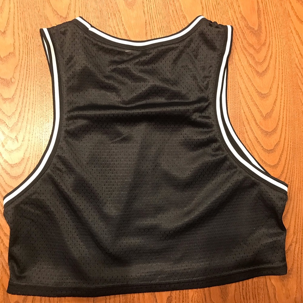 Champion Tank - Picture 3 of 3